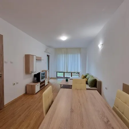 2- South With Terrace Apartament