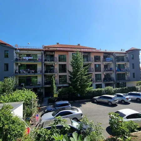 2- South With Terrace Apartament