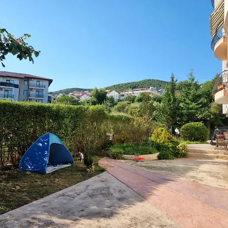 2- South With Terrace سفيتي فلاس